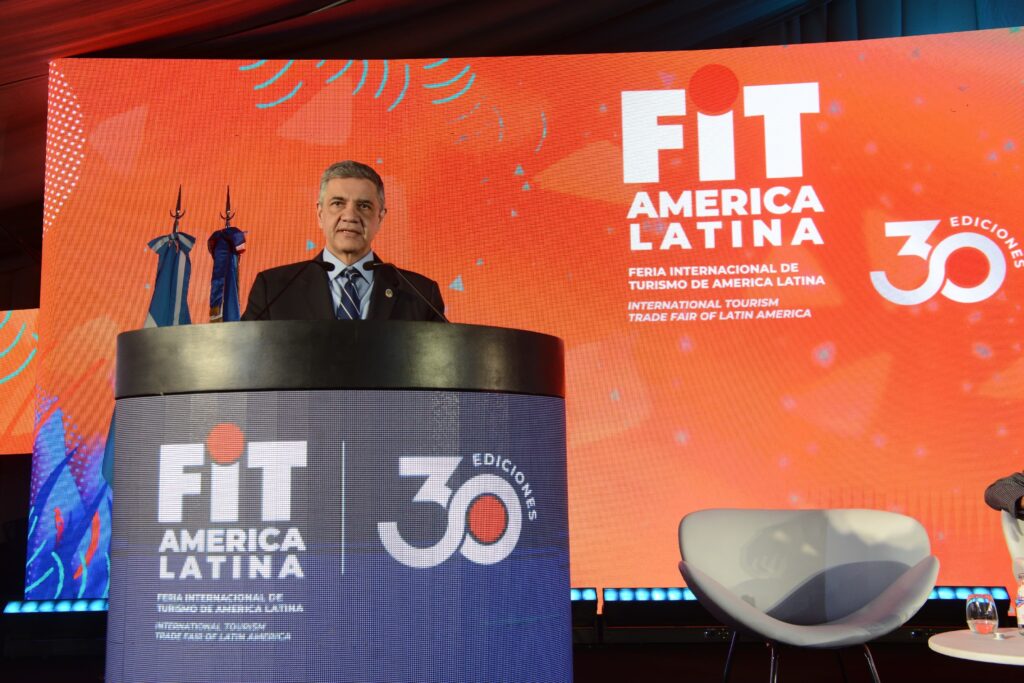 Jorge Macri abrió la Feria Internacional de Turismo en Palermo y anunció exenciones de ABL para hoteles, restaur...