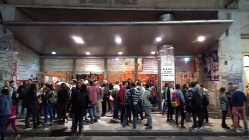 Piden que vuelva la inscripción a dos profesorados del Joaquín V. González - Pura Ciudad