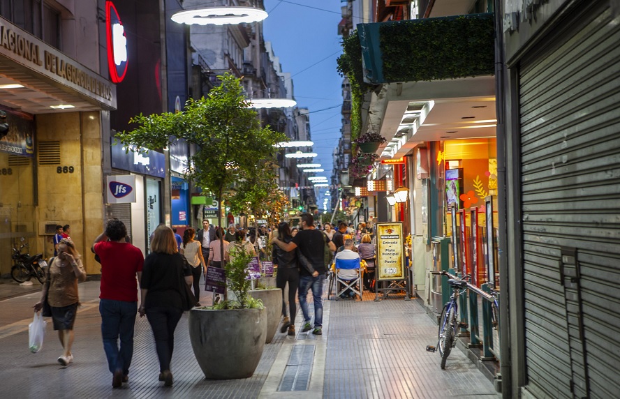 La economía porteña cayó 0,2% frente al primer trimestre, pero creció 0,3% interanual - Pura Ciudad