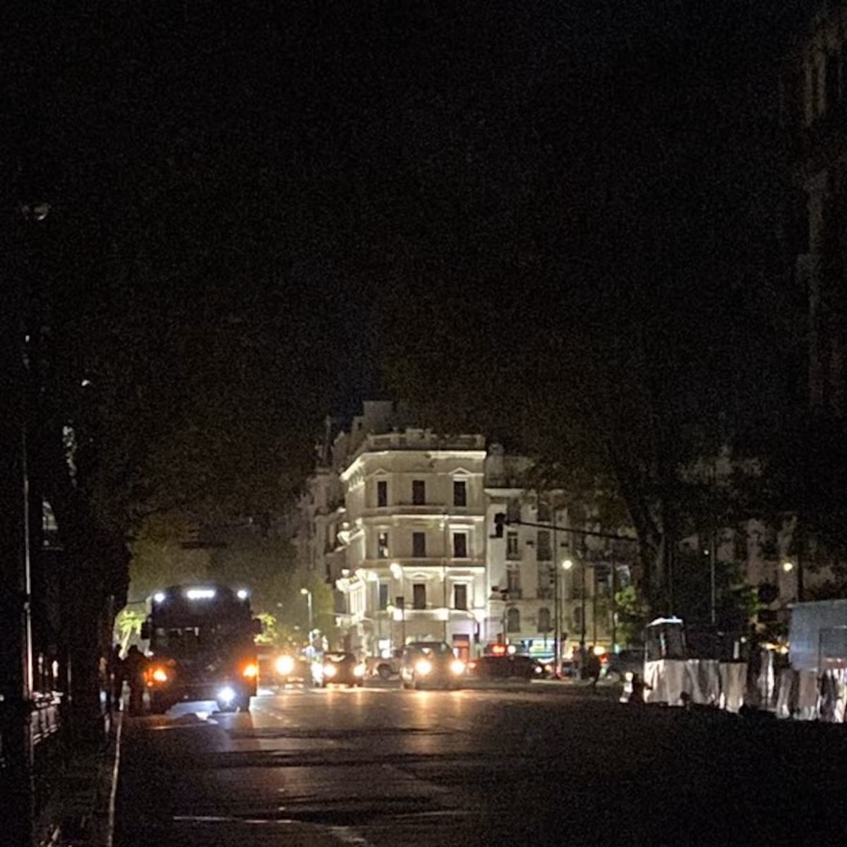 Edenor confirmó la causa del masivo apagón que dejó a casi 600 mil usuarios en CABA y el Gran Buenos Aires sin luz