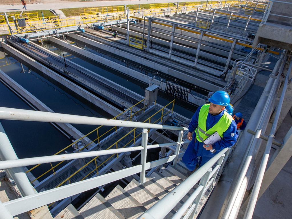 AySA: el consorcio Rowing-Arcos-Transclor-PHX ofertó US$340,2 millones por el 90% de la empresa - Pura Ciudad
