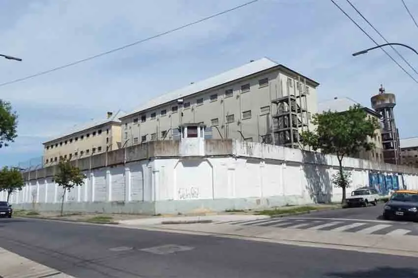 Piden informes sobre un concurso de ideas para definir el futuro de la cárcel de Devoto - Pura Ciudad
